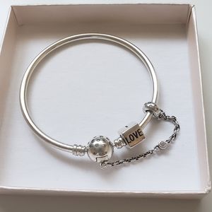 Pandora Chain clasp one in a million bangle